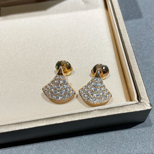 <MAGIC>DREAM STUD EARRINGS DIAMOND